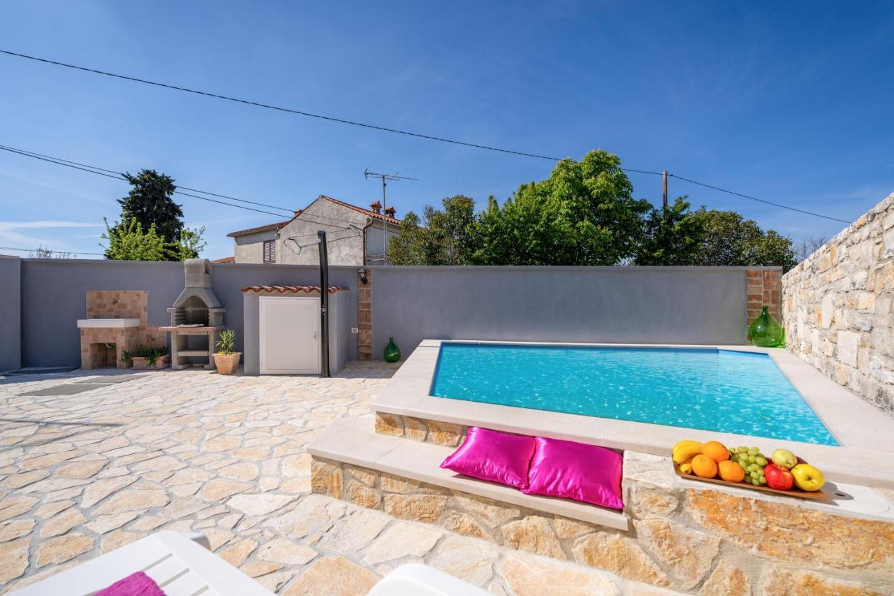 House Casa Mia 2214 Βίλα Orbanići Εξωτερικό φωτογραφία